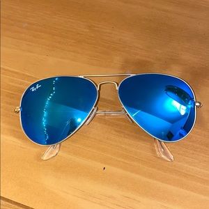 WOMEN AVIATOR BLUE FLASH LENS SUNGLASSES